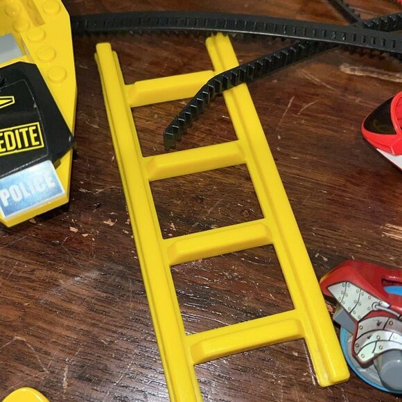 Asst Lego Boat 2 Horses Ladder Snowboard 3 Motorcycle Replacement Parts - Picture 3 of 6